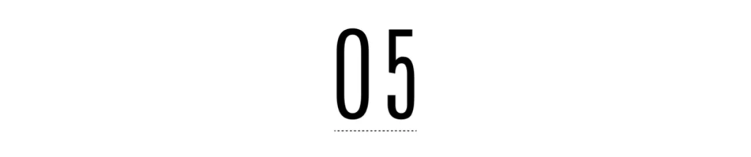 ３